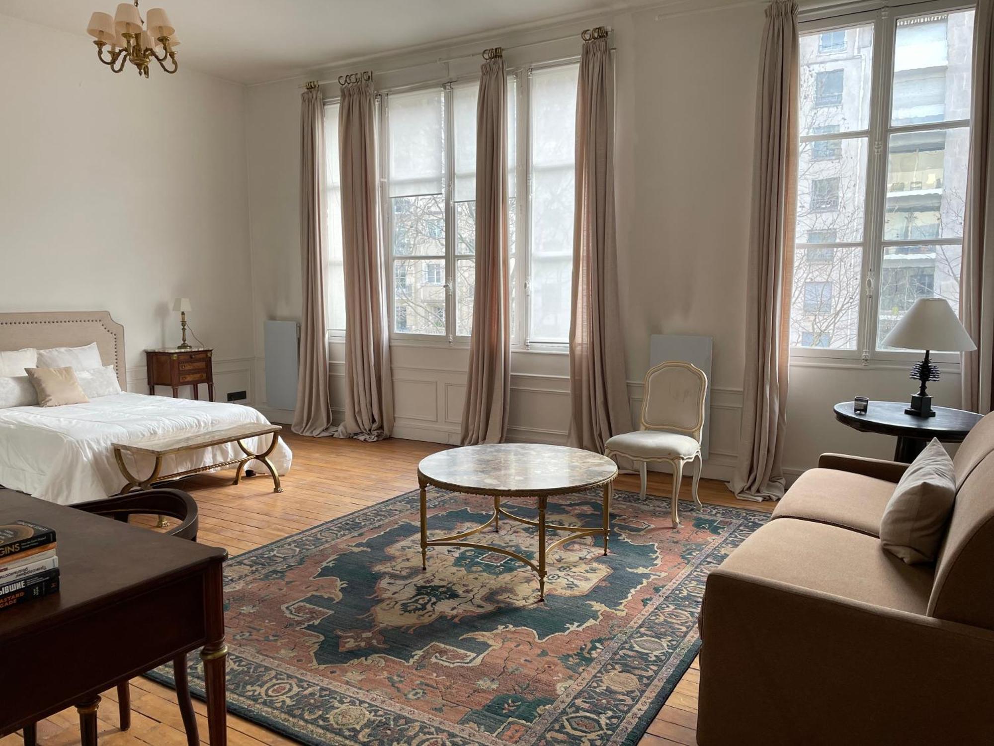 Appartement Paris 7Eme Invalides/ Tour Eiffel 1Er Etage Exterior photo